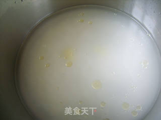 KFC的加料版——雪菜笋丁粥的做法步骤：2