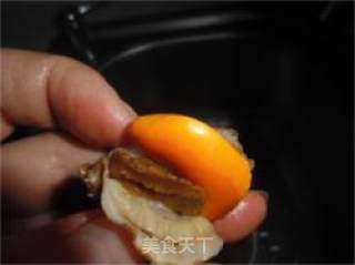 老少皆宜的史云生浓醇高汤海鲜煲的做法步骤：4