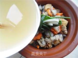 老少皆宜的史云生浓醇高汤海鲜煲的做法步骤：17