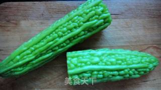 豉香苦瓜的做法步骤：1