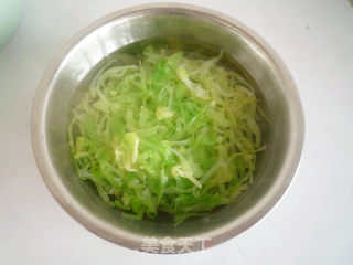 椒油炝圆白菜的做法步骤：6