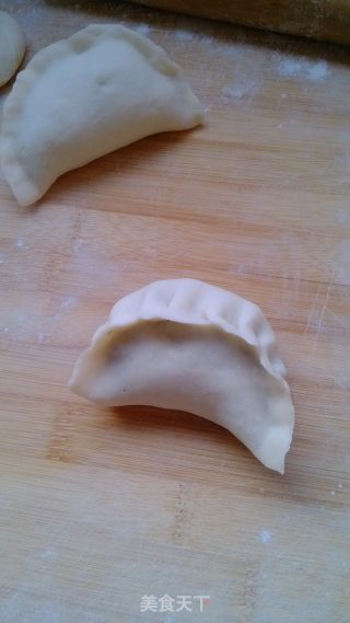 烫面蒸饺的做法步骤：9