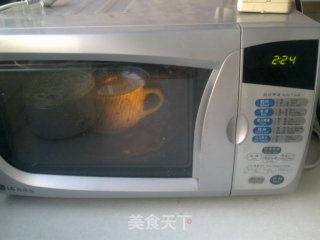简单微波炉自制焦糖巧克力爆米花的做法步骤：3