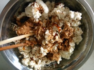 豆渣素肉松的做法步骤：2