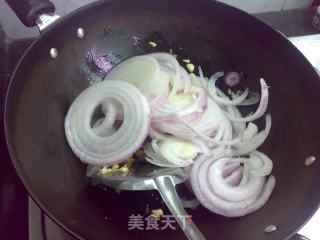 咖喱洋葱炒牛肉的做法步骤：6