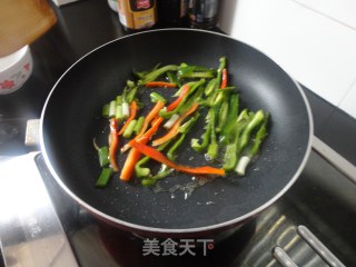 爽脆酸甜的--【糖醋藕条】的做法步骤：4