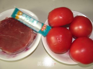 西红柿牛肉的做法步骤：1