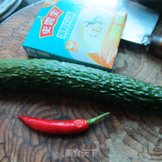 蒜米黄瓜的做法步骤：1