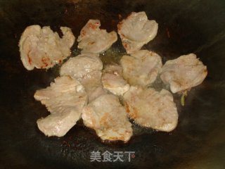 【蒜薹煎猪肉】----棒打猪八戒的做法步骤：4