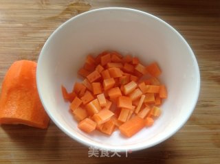 [腊肠豌豆饭]------养眼又美味，轻松吃好饭的做法步骤：2