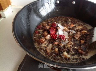 梅菜仔排的做法步骤：3