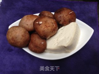 香菇酿豆腐的做法步骤：1