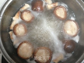 香菇酿豆腐的做法步骤：3