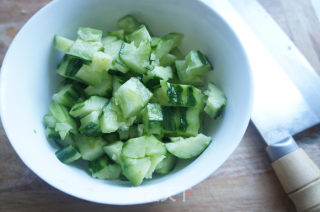 香菜牛肉拌黄瓜的做法步骤：4