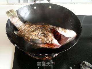 酱烧包公鱼的做法步骤：8