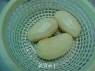 土豆焖排骨的做法步骤：3