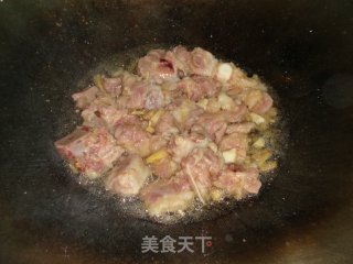 土豆焖排骨的做法步骤：5