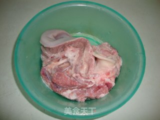 【蒜薹炒猪俐】-----哈哈，又是一道棒打八戒的做法步骤：1