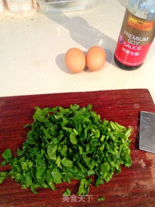 菠菜鸡蛋卷的做法步骤：1