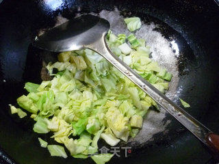 辣椒酱圆白菜炒饭的做法步骤：5