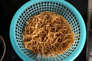 香辣炒面的做法步骤：3