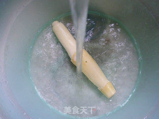 茭白烧橡皮鱼的做法步骤：5