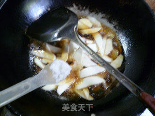 茭白烧橡皮鱼的做法步骤：13