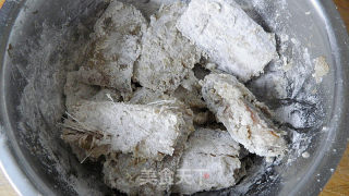 香炸带鱼------妈妈经典的做法的做法步骤：4