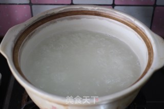 【鸡蛋木耳粥】的做法步骤：7