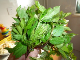 果仁水芹菜的做法步骤：1