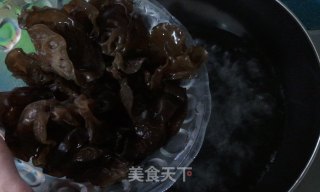 凉拌黑木耳的做法步骤：5