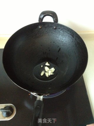 菌菇同骨汤的做法步骤：5