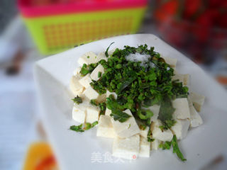 香椿拌豆腐的做法步骤：7