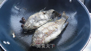 红烧罗非鱼---------简单不失味美的做法步骤：6