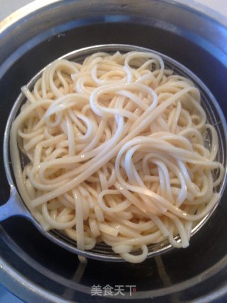 沙爹鸡肉炒乌冬的做法步骤：4