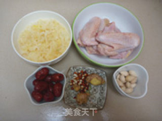 红枣煲鸡翅的做法步骤：1