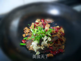 干笋炒腊肉的做法步骤：8