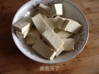 沾汁豆腐的做法步骤：1