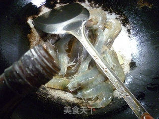 蒜薹炒虾的做法步骤：6