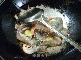 蒜薹炒虾的做法步骤：7