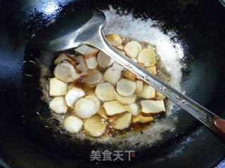 香干蒜薹炒鱼丸的做法步骤：9