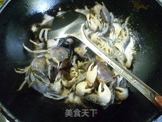 香炒白玉蟹的做法步骤：6