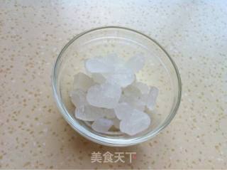 银耳羹的做法步骤：3