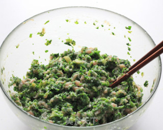 【浓醇高汤让味道更鲜】---荠菜饺子的做法步骤：10