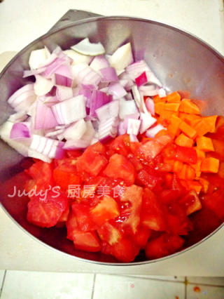 Judy's 自制罗宋汤的做法步骤：2