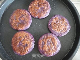 紫薯豆渣糯米饼的做法步骤：6