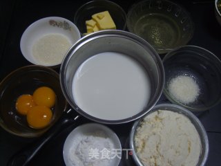 舒芙蕾奶酪蛋糕的做法步骤：1