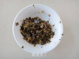 雪菜炒土豆片的做法步骤：3