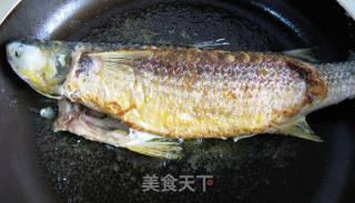 初做醋焖乌鱼的做法步骤：5