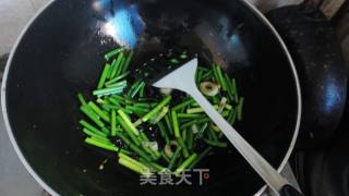 豉香蒜薹炒鸡蛋的做法步骤：4